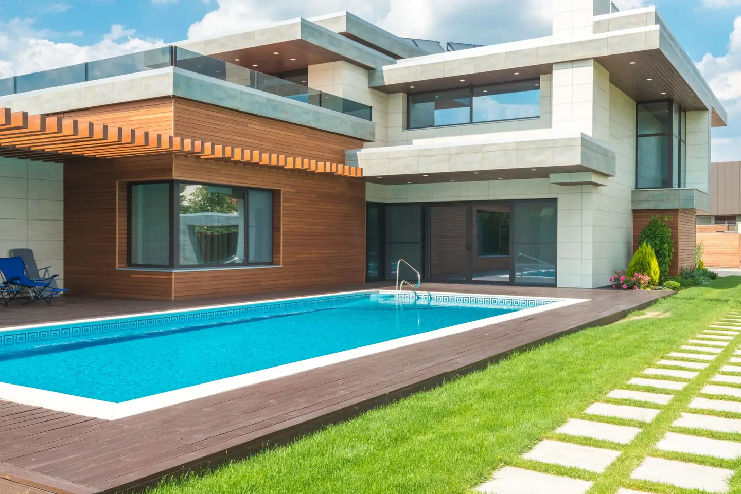 Swimming pool builders serving Port Stephens, NSW
